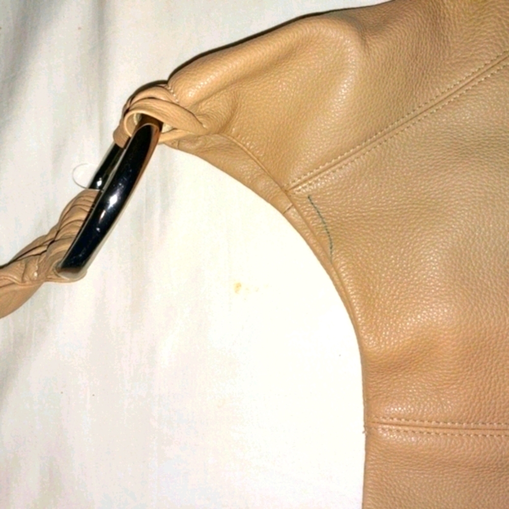 Tignanello hobo bag - Picture 2 of 5